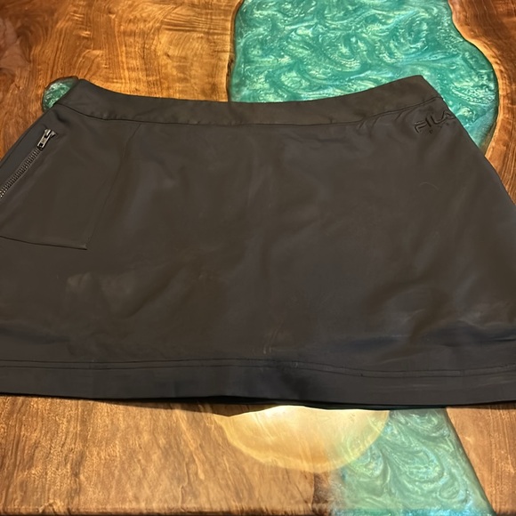 FILA Sport Golf Black Skort with shorts, Size 14, 100% Polyester. ECU - Picture 9 of 11